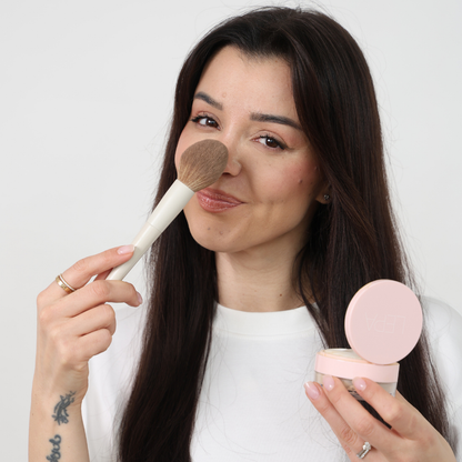 Mineralni puder v prahu light