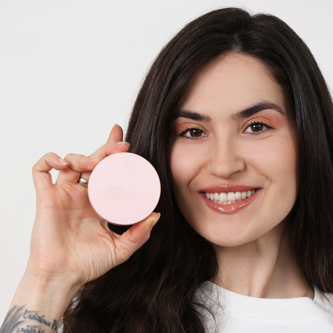 Mineralni puder v prahu light